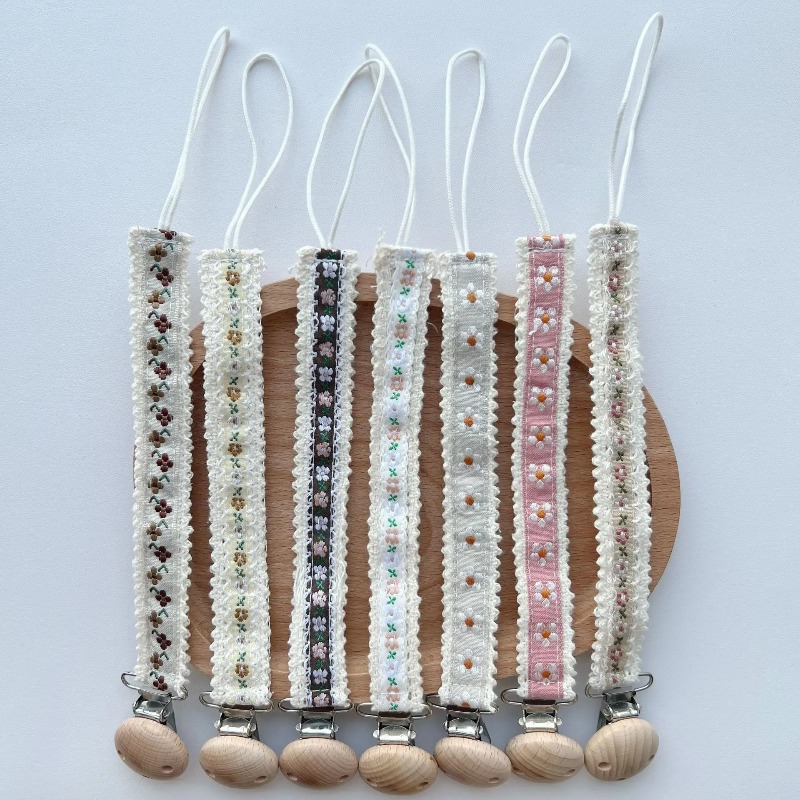 Lace Pacifier Clip Chain for N - Baby Products Dropshipping recension och pris